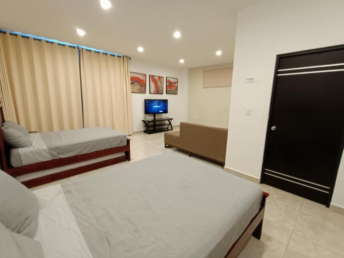 Casa Hector, Con Jacuzzi, Cerca Del Foro Gnp. Villa Merida Luaran gambar